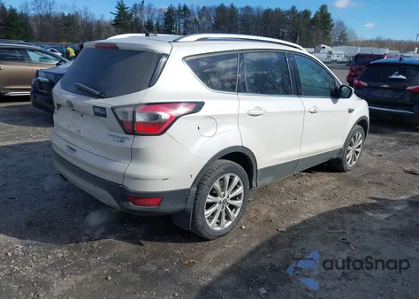 2017 Ford Escape Titanium из США, поврежденный, VIN 1FMCU9JD8HUC58242